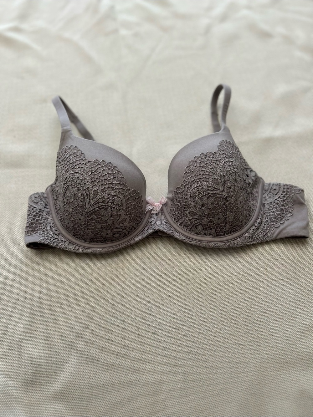 Victoria's Secret Lace Underwire Bra - Taupe Gray